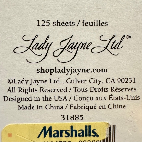 Lady Jayne Merry Christmas Magnetic Notepad and Candy Can Pen - Picture 2 of 8